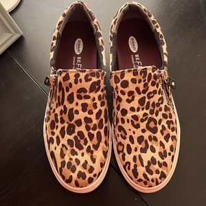 New Dr. Scholl’s be free leopard slip ons